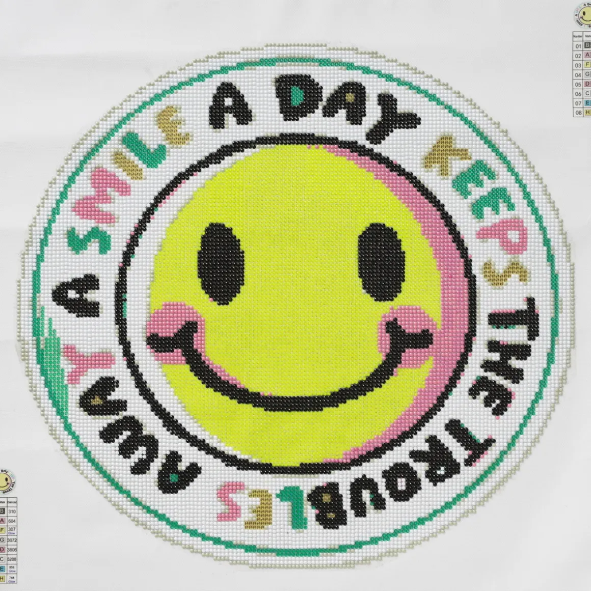 Bling Dots Glow, diamond painting til børn 8+ år – selvlysende smiley Ø40 cm