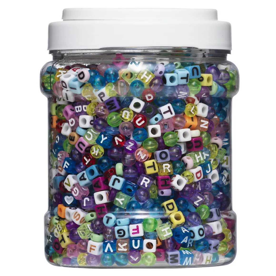 Bøtte med vildt mange perler og bogstavperler i forskellige farver og former.