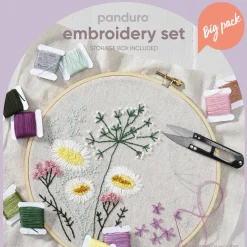 Embroidery set – et megakit med alt, der skal bruges til broderi og en praktisk opbevaringsæske