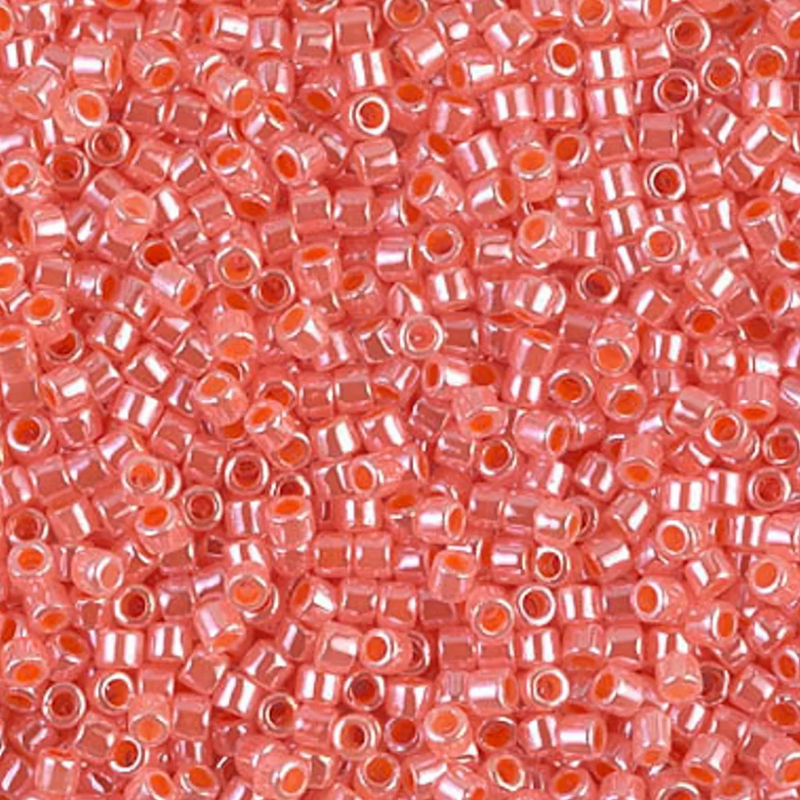 MIYUKI Delica laks glans 5g – DBM0235 Lined Crystal Salmon