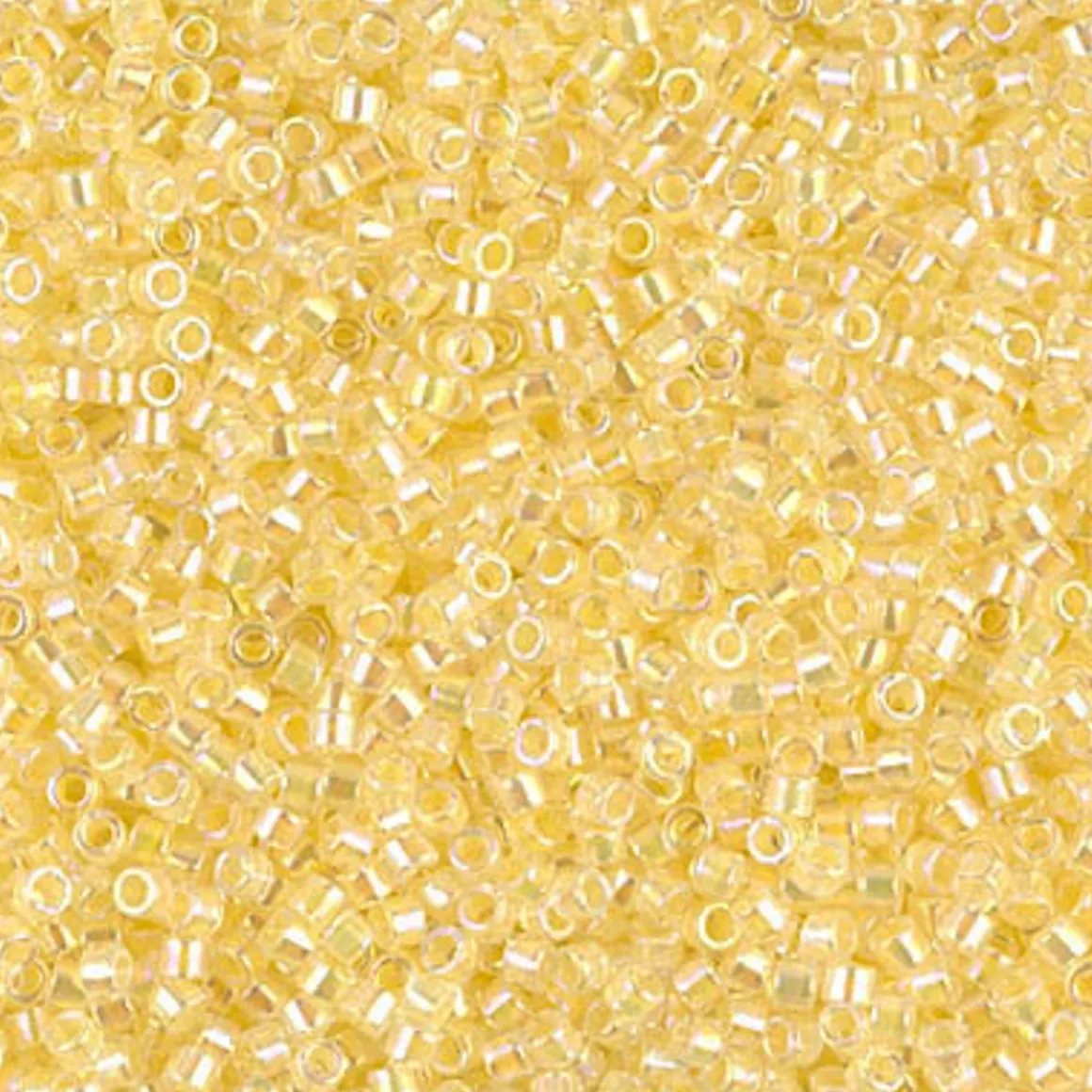 MIYUKI Delica 11/0 lysegul 5g – DB0053 Lined Pale Yellow AB