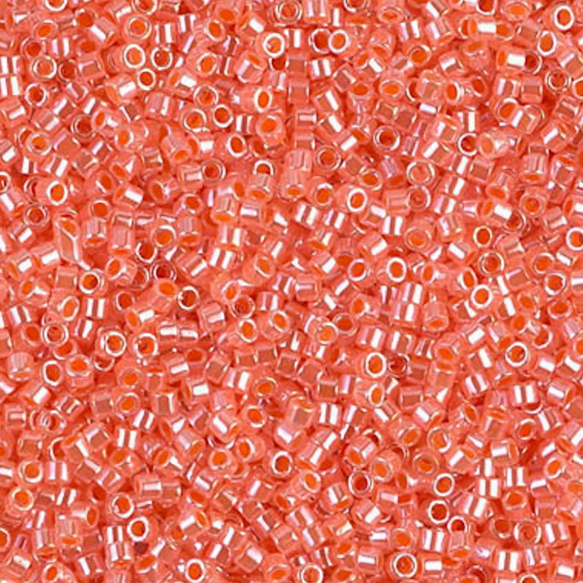 MIYUKI Delica 11/0 v. rosa 5g – DB0235 Lined Crystal Salmo Ceylon