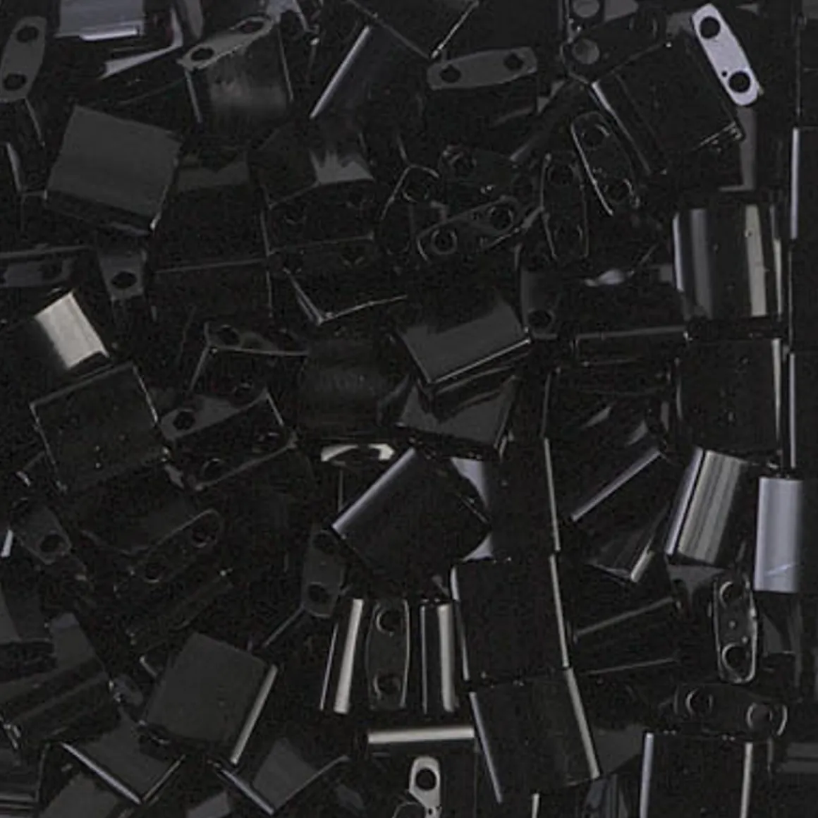 MIYUKI Tila sort 10g – TL401 Black