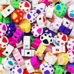Poteperler af ler, ca. 100 stk. farverige og detaljerede perler, ca. Ø1 cm