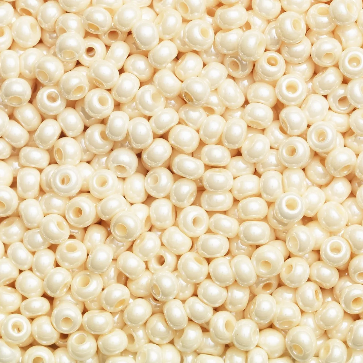 Rocaillesperle 6/0 mm creme