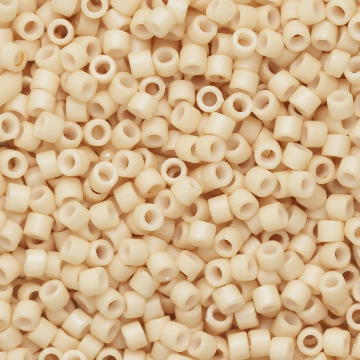 TOHO-perler 11/0 – abrikos frosted, 763 Opaque frosted pastel light apricot