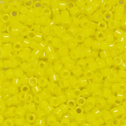 TOHO-perler 11/0 – gul blank, 42 Opaque dandelion