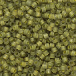 TOHO-perler 11/0 – olivengrøn frosted, 246FM Frosted yellow-lined black diamond