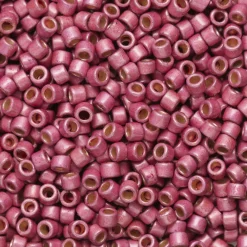 TOHO-perler 11/0 – rosa metallic mat, PF553F PF galvanized matte vintage rose