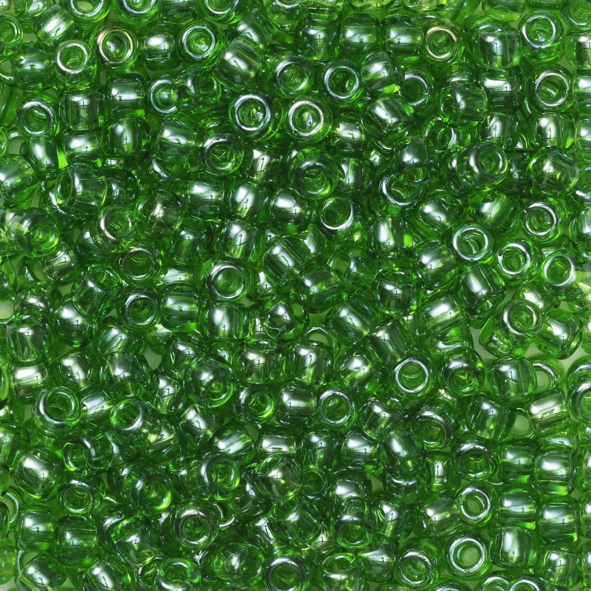 TOHO-perler runde 11/0 – grøn, 108 Transparent lustered peridot