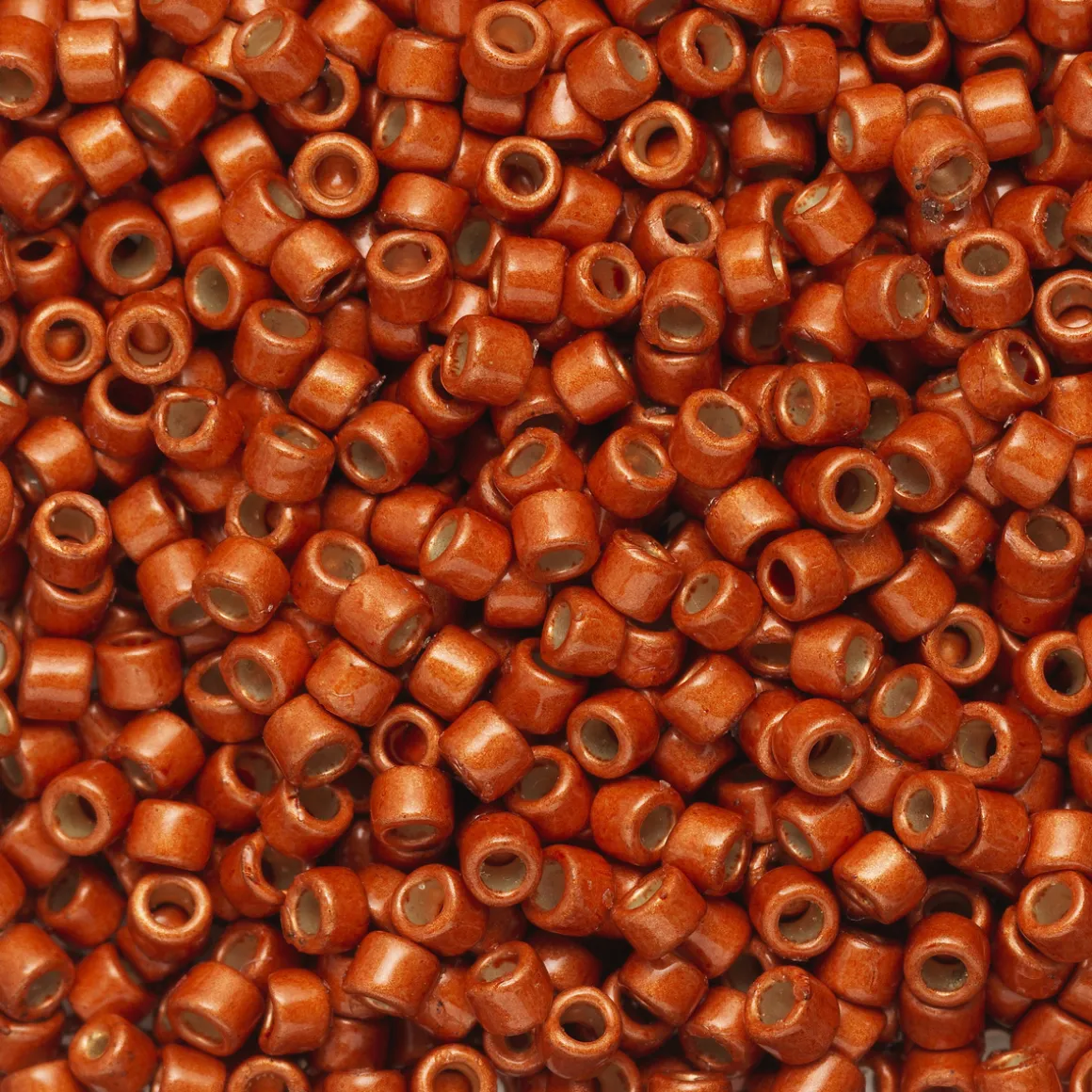 TOHO-perler 11/0 – rust metallic mat, PF562F PF galvanized matte saffron