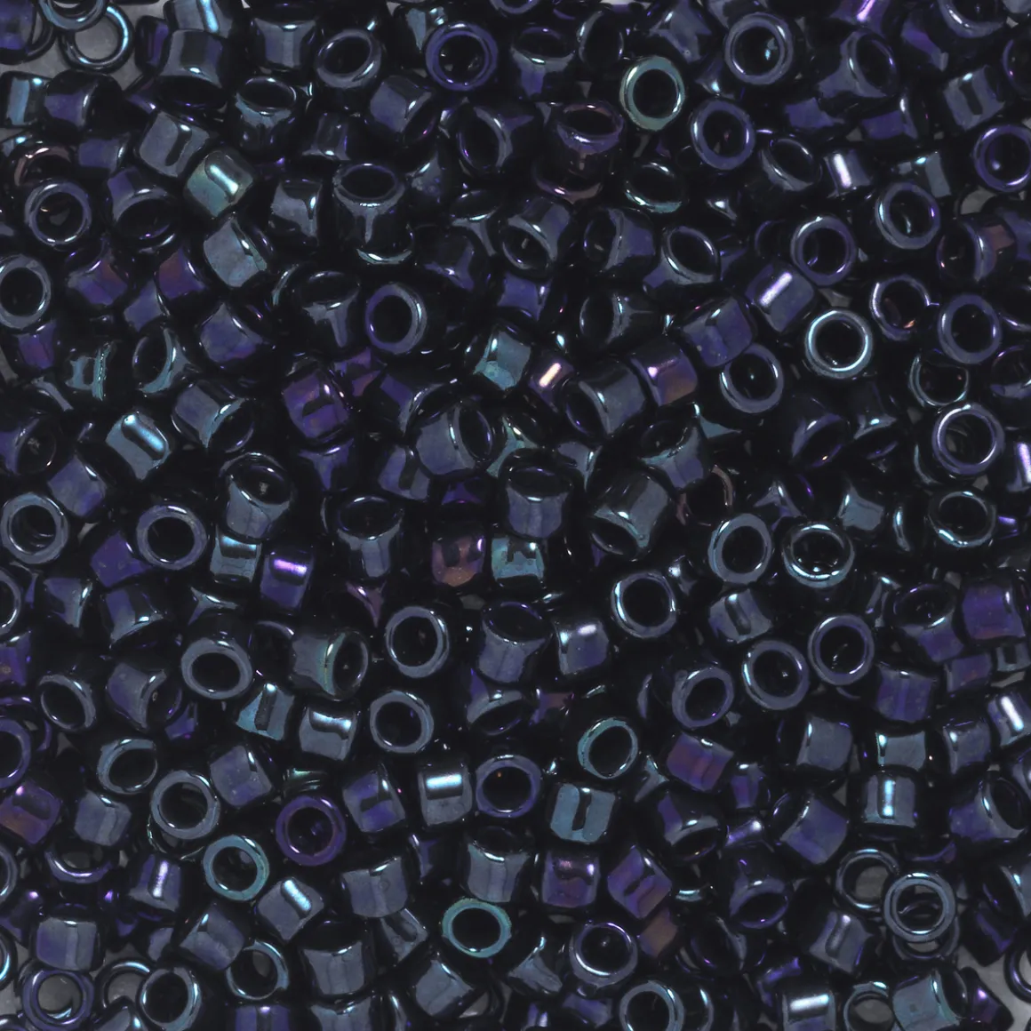 TOHO-perler 11/0 – sort olie-metallic, 82 Metallic nebula