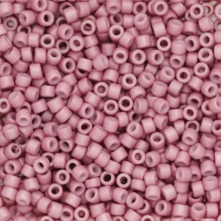 TOHO-perler 11/0 – støvet rosa mat, 765 Opaque frosted pastel plumeria